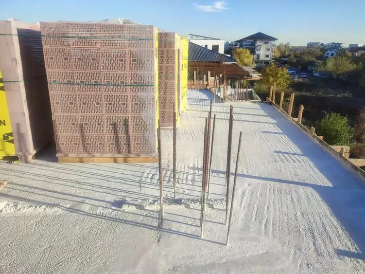 Casa 5 Camere Otopeni |Mansarda | Semicentral | Zona Linistita