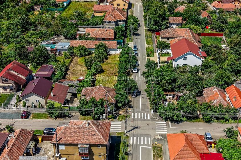 Casă cu teren 1018 mp și 2 fronturi stradale - Bujac - 2