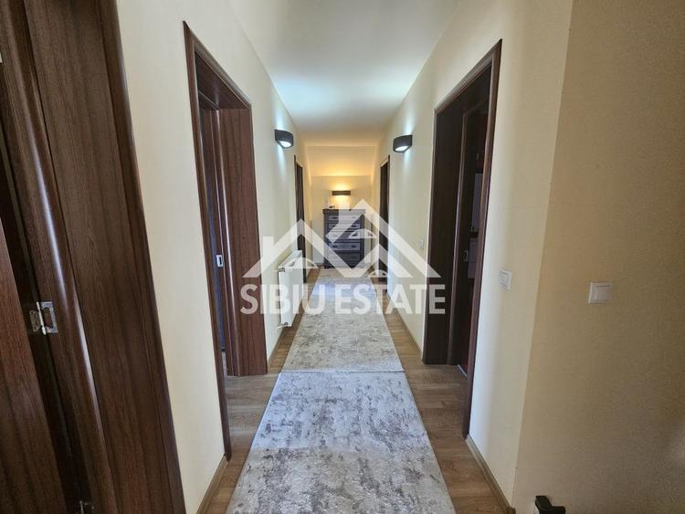 Casa individuala cu garaj in Sura Mare, SIbiu