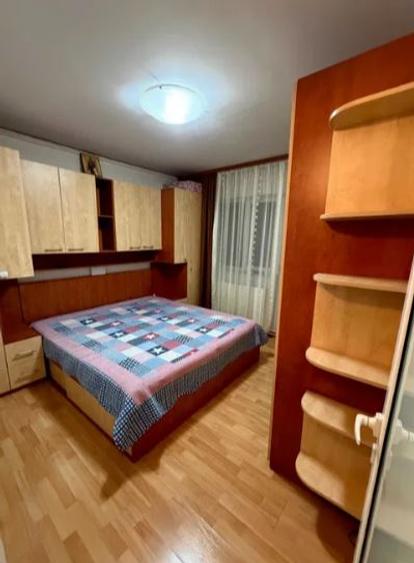 Aparatorii Patriei METROU,bl.reabilitat,et.4/8,DECOMANDAT,mobilat,utilat,AC.