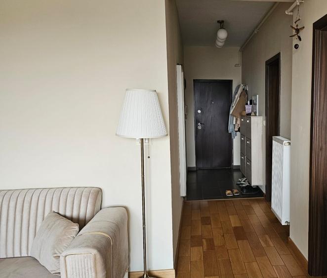 Apartament cu 3 camere zona Soarelui