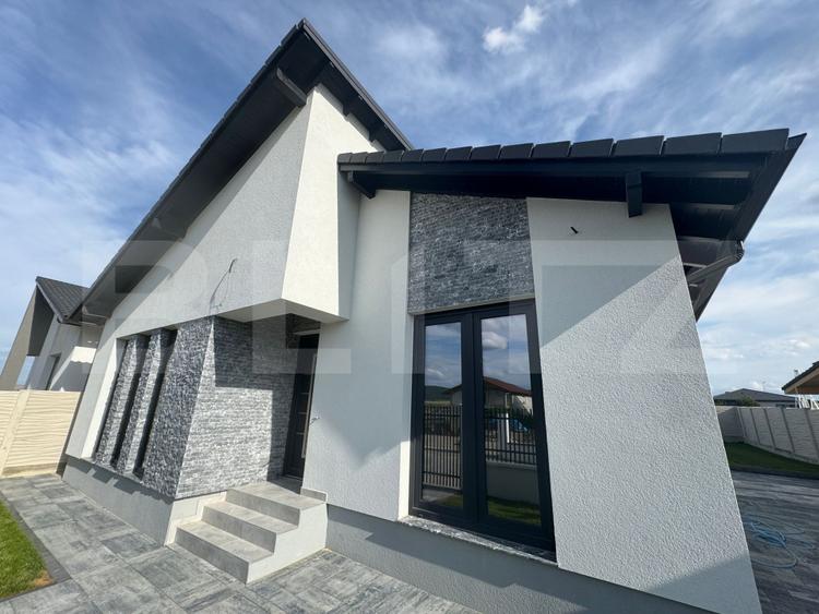 Casă individuală 90.30 mp, teren 387 mp, zona Orizont