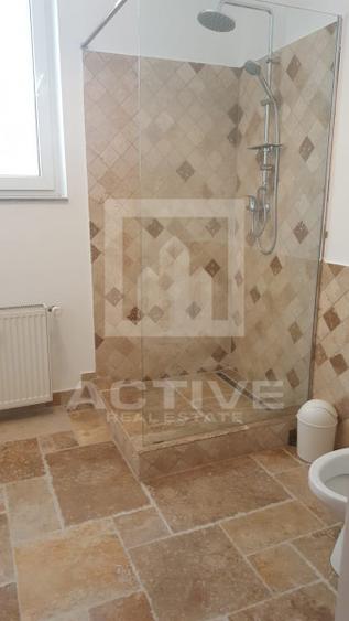 Apartament  4 camere -terase generoase -Zona  regionala cfr