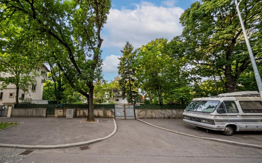 Teren 395 mp în Primaverii/Herastrau, langa Casa Ceausescu