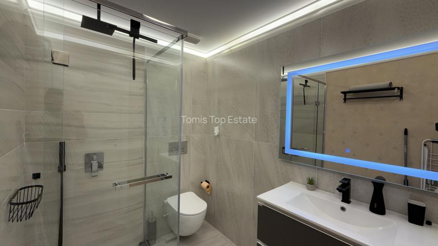 Apartament cu 3 camere direct in prima linie la mare White Sea