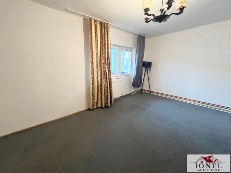 Apartament doua camere nemobilat in Alba Iulia, Cetate