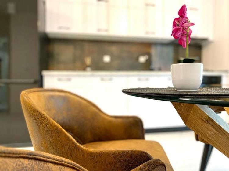 Inchiriez apartament 2 camere Lux | et 3 | Corneliu Coposu
