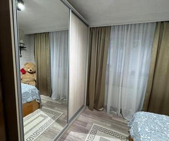 APARTAMENT DE VÂNZARE CU DOUĂ CAMERE IN ZONA MILITARI-LUGERULUI