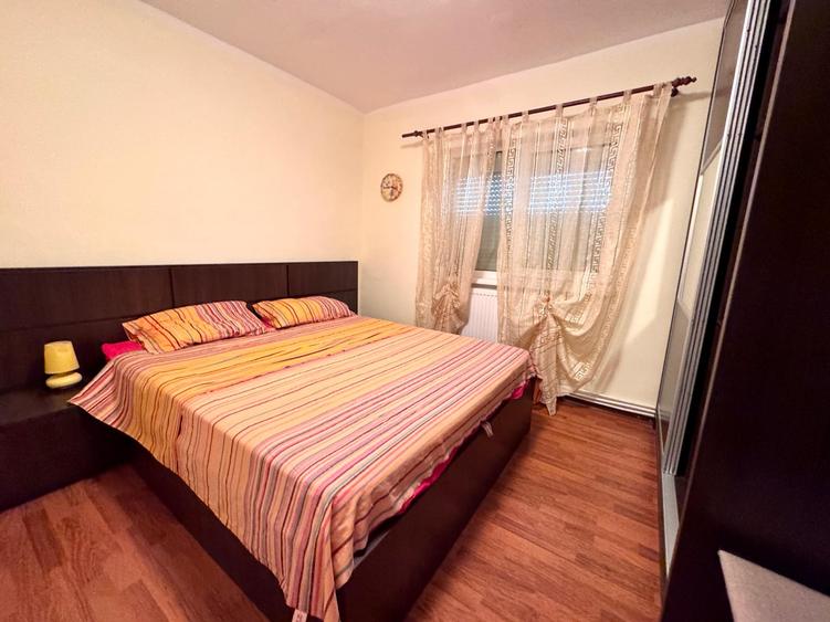Apartament 2 camere, etaj 2/4, Renovat si mobilat, Nord - Scoala Mihai Dragan