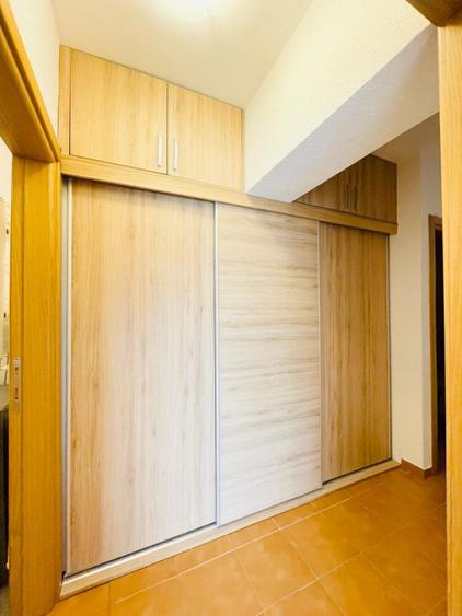 Apartament cu 3 camere de inchiriat in Piata Unirii - Fantani