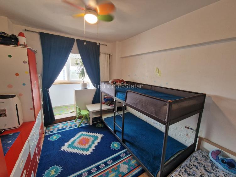 Apartament 4 camere mobilat-utilat Berceni (Huedin) bloc reabilitat - 160000 € - 13