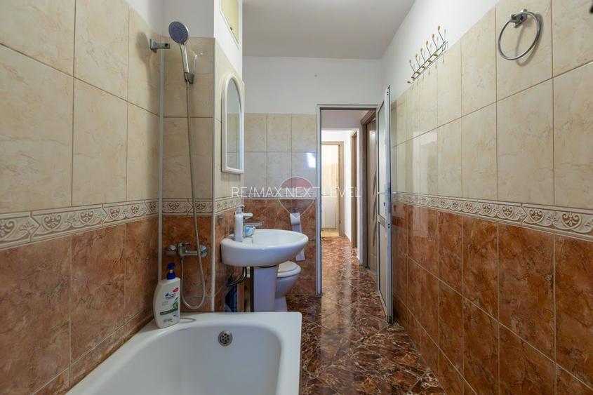 Apartament spațios cu 3 camere, etaj 1 – Strada Ștefan cel Mare - 23