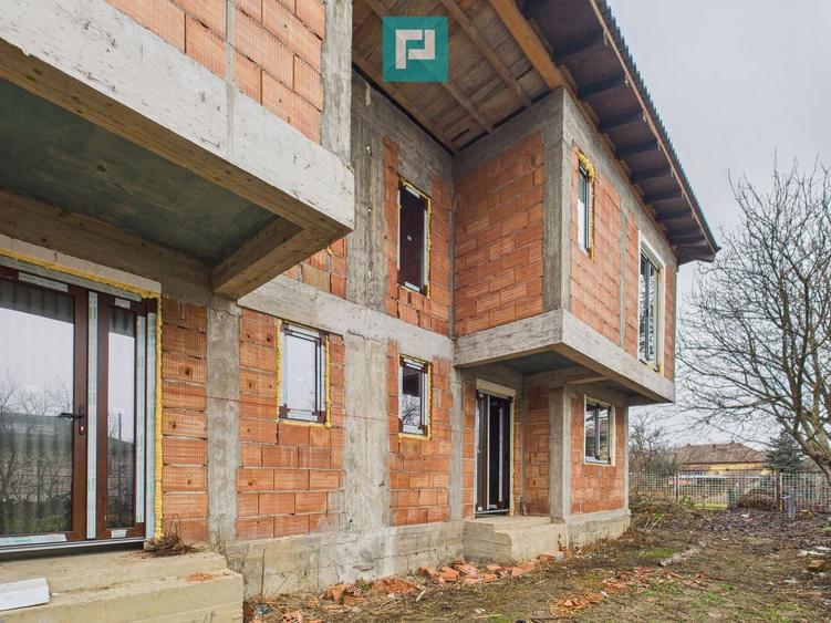 Duplex solid 120 mp, intimitate și calm in Chisoda