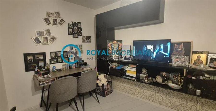 Royal Imobiliare - Vanzare apartament 2 camere zona Piata Mihai Viteazu