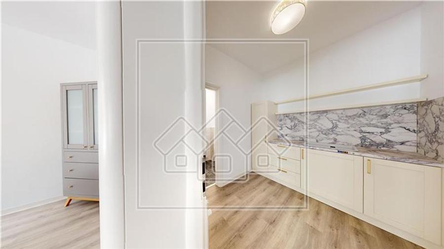 Casa 5 camere, prima inchiriere, mobilata, utilata modern, Cisnadioara