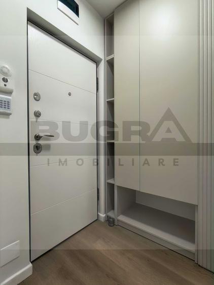 Garsoniera lux, 28mp, balcon, etaj intermediar, parcare, zona centrala
