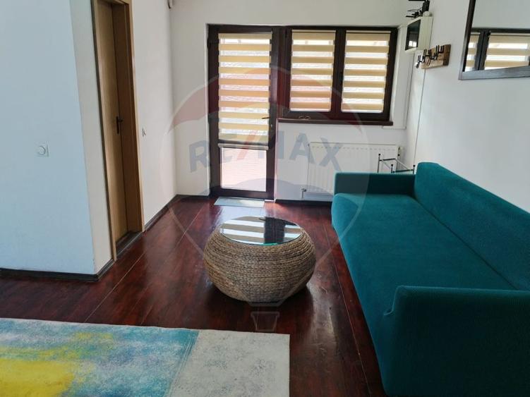 Apartament pet friendly la casa de inchiriat!