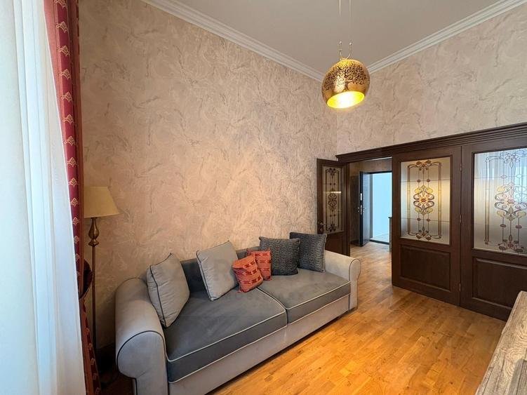 Apartament premium 2 camere 55 mp + pivniță renovat 2025 zona Centrala