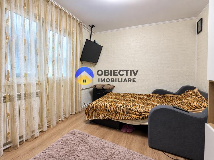 Apartament 4 camere 87,7 mp /2 bai/ Centru- Petrodava