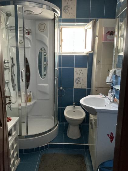 Proprietar vând apartament 2 camere