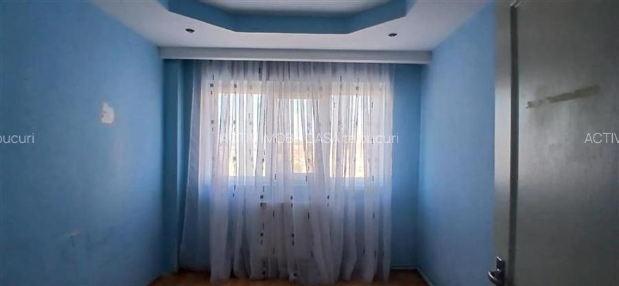 Apartament de vanzare 3 camere Bulevardul Unirii Micro 6 - 2