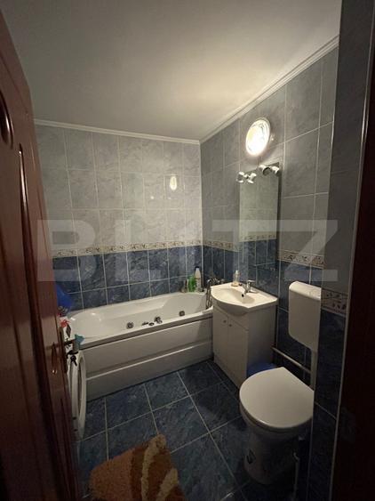 Apartament 2 camere, decomandat, pod spatios, zona Orizont