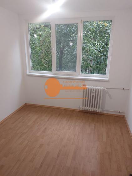 Apartament 4 camere – Drumul Taberei, lângă parc și metrou