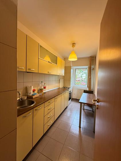 Vitan Mall  Garsoniera Moderna | Bloc Reabilitat Termic