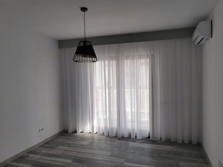 Vila de inchiriat in Pipera, American Village, 5-6 camere, energie solară, TVA