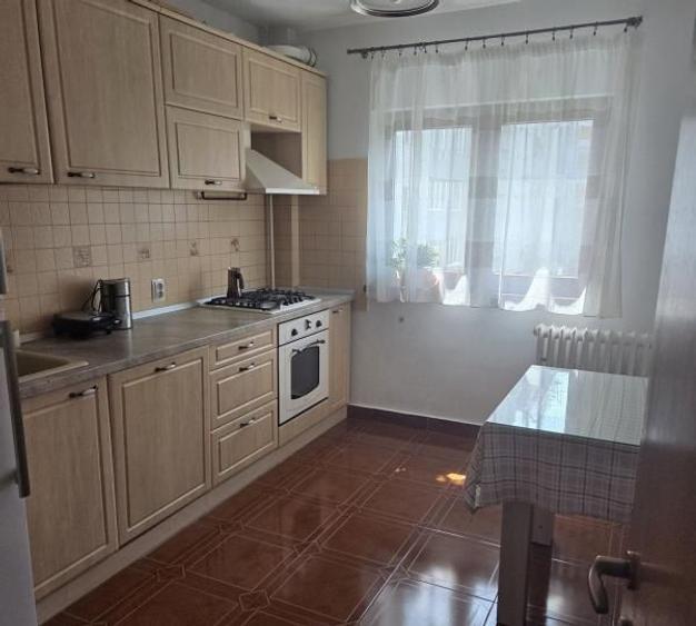 3 Camere Dristor, Metrou,decomandat