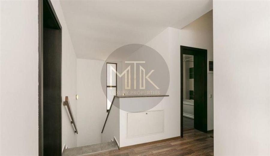 VILA spatioasa 4+ camere | teren 350 mp | Porsche Pipera