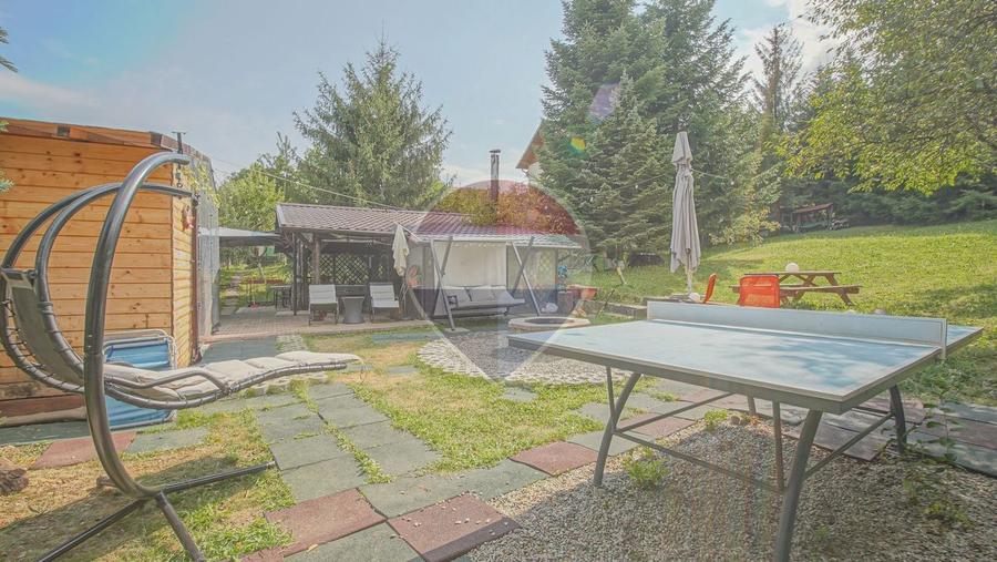 Comision 0%! Vila Patricia, pensiune Breaza | teren tenis | ciubăr