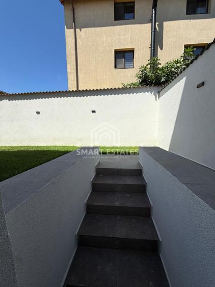 Parcul Teilor - Vilă S+D+P+M + 1E - Comision 0%