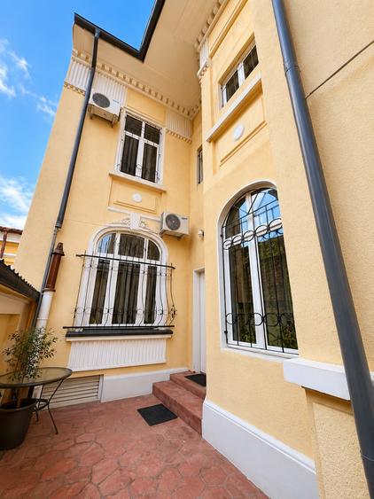 Oportunitate de investitie! Vila ultracentrala, zona Armeneasaca, comision 0%