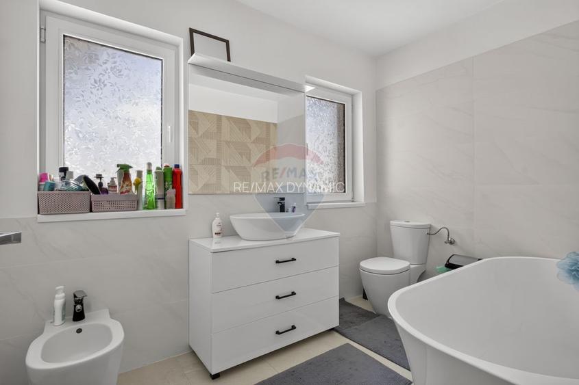 Duplex integral de vânzare | Cartierul Florilor | Teren 491 mp - 24