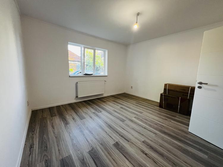 Casa cu 3 camere + apartament, la cheie - Zona Plopi Timisoara