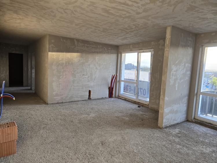 Apartament 4 camere - 100,60 mp utili - zona Someseni - Cluj!