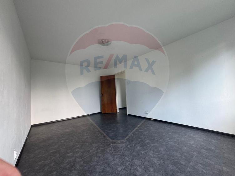 Apartament cu 2 camere de vânzare în zona Drumul Taberei