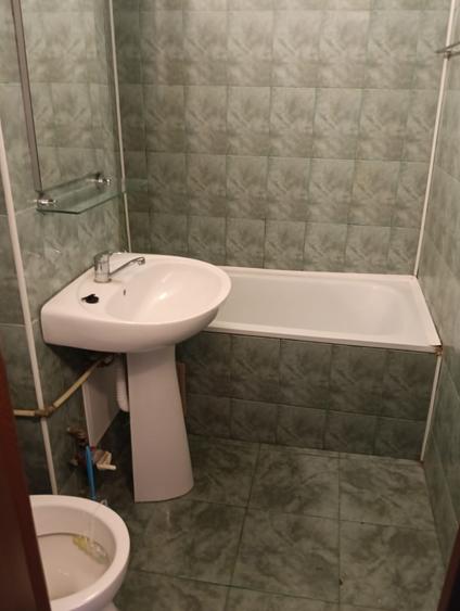 Zona Linistita, Bloc civilizat, apartament curat, mobilat modern si utilat