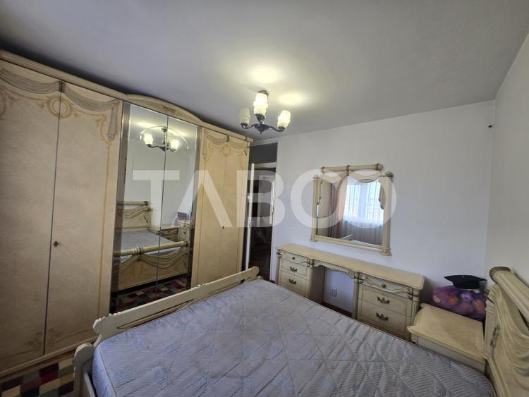 Apartament 2 camere de inchiriat 52mp decomandat balcon Strand Sibiu