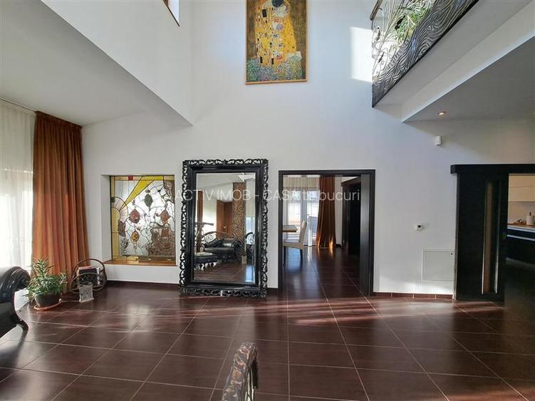 Casa cu piscina - Buftea - 8 camere - 4 bai - 620mp - 2500mp teren - 29