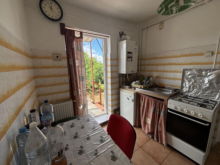 Casa cu 2 apartamente zona Mehala