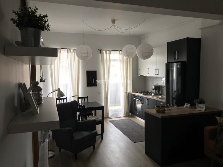Inchiriez apartament central pe Traian 36 - 2