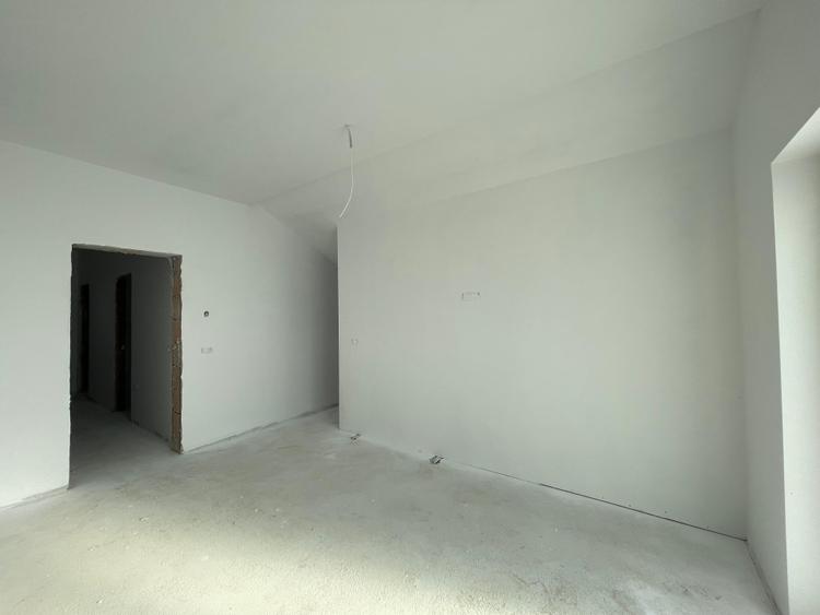 Duplex 4 camere - superpozitie Mosnita Noua