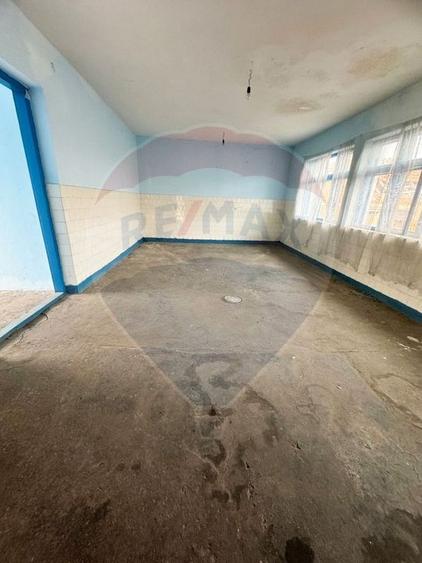Comision 0%! Casa / Spațiu comercial + teren 972 mp