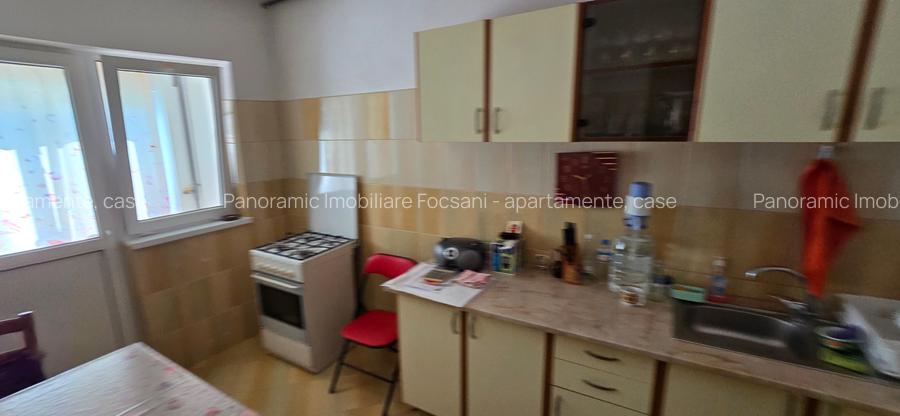 3 camere de vanzare, etajul 9, Focsani - 8