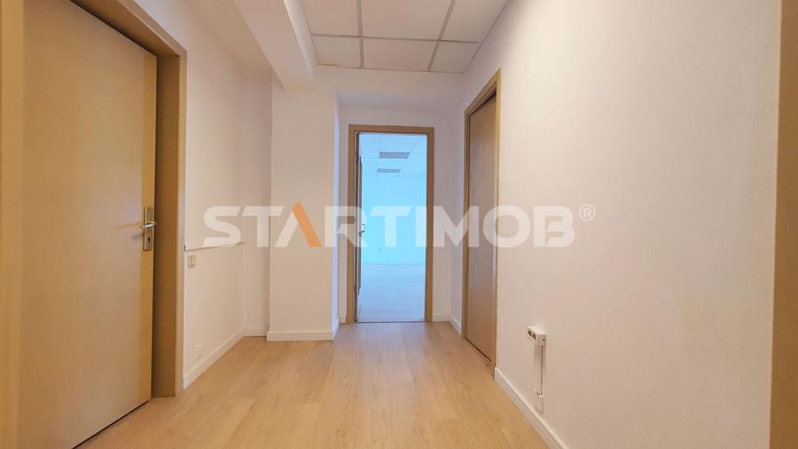 Spatiu birouri zona Centru Civic