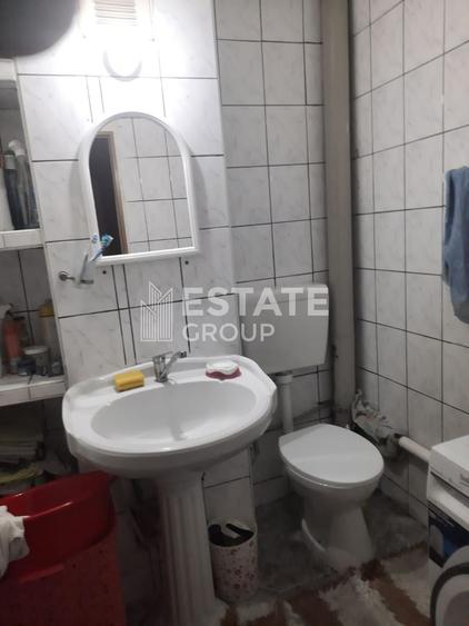 Apartament 3 camere, decomandat, parter