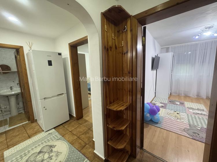 2 cam. etaj 2, decomandat, 50 mp. str. Unirii, zona centrala - 12