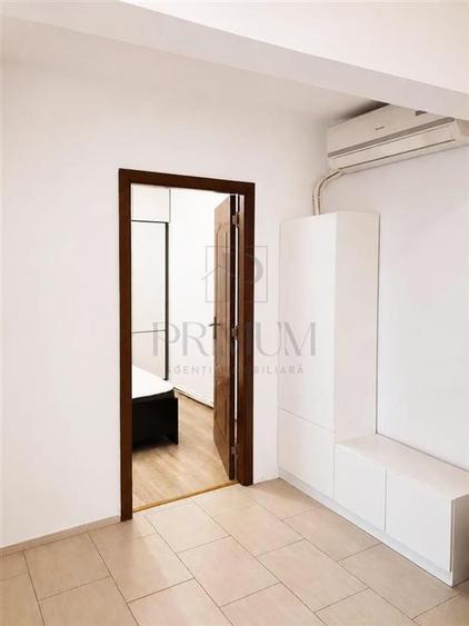 DAMBOVITA - 3 CAM - DECOMANDAT - CENTRALA PROPRIE - RENOVAT - PRET EXCELENT